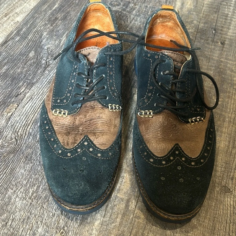 Tommy Bahama Elliot Wingtip  Bucks Shoes Men’s Size 8 1/2M